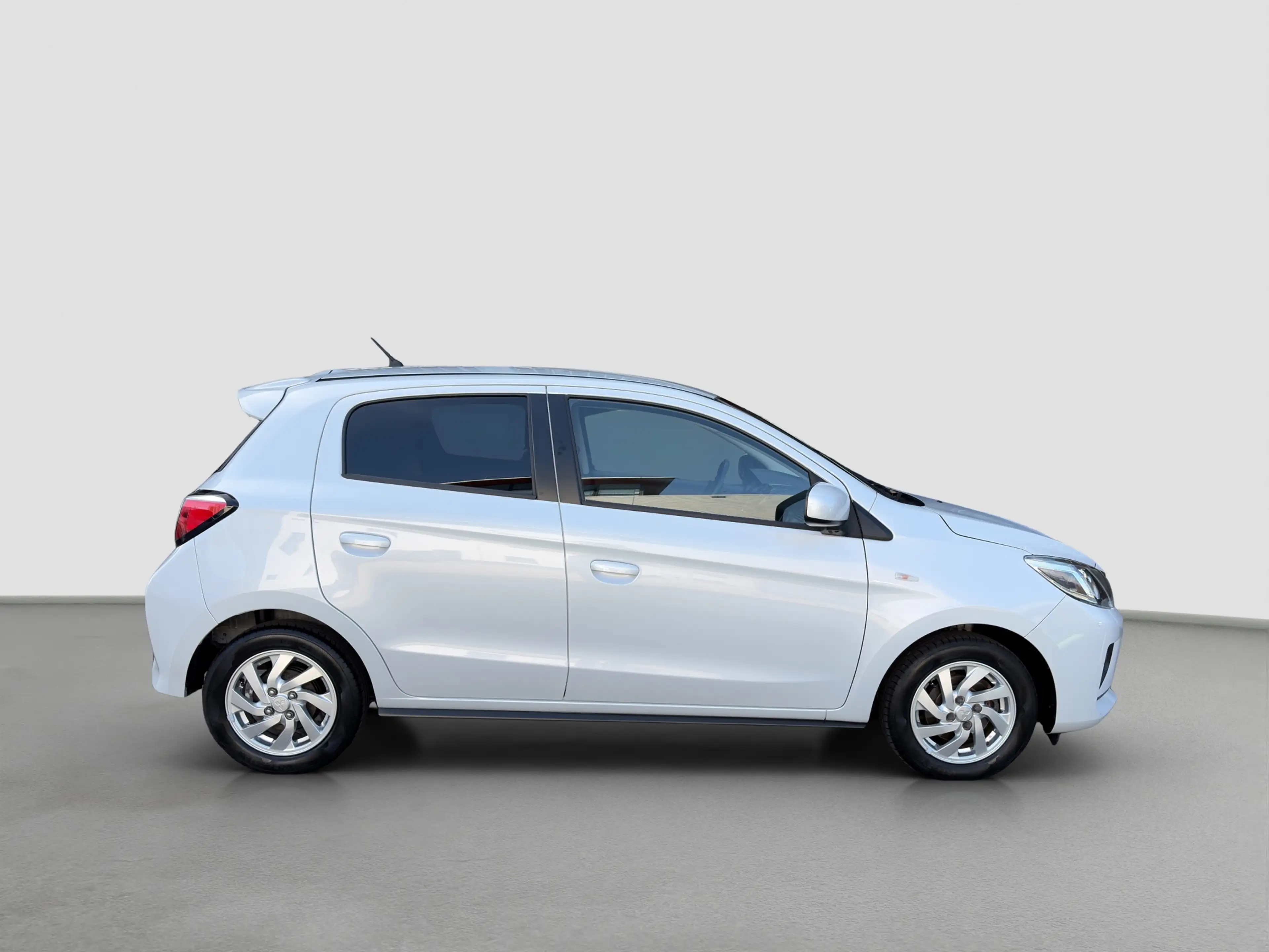 Mitsubishi Space Star 1.2 70pk Dynamic | Camera | Cruise control | Clima — photo 4