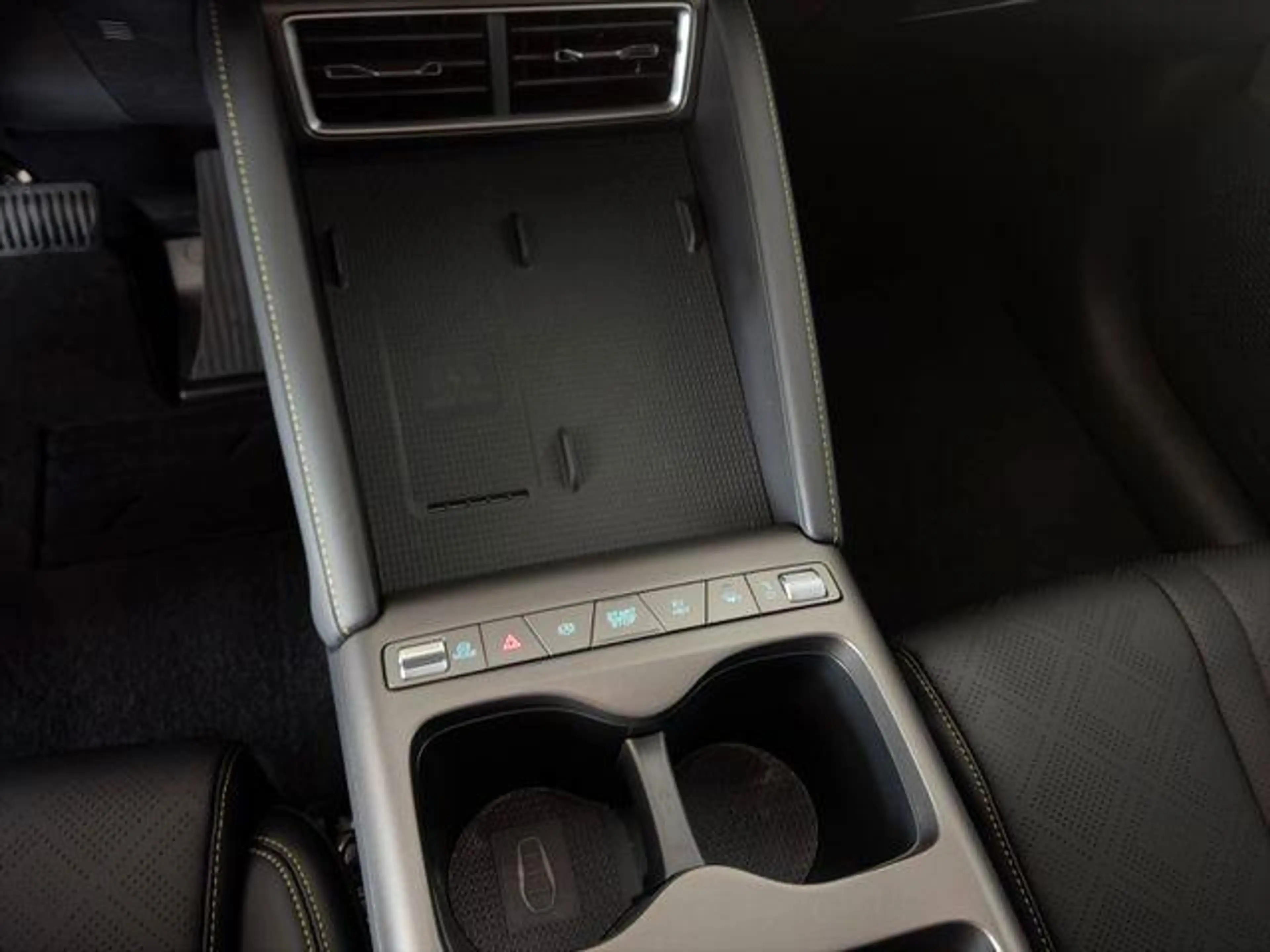 BYD Atto 2 DM-i Boost /PANO/SHZ/SOFORT 156 kW (212 PS), Au... — photo 12