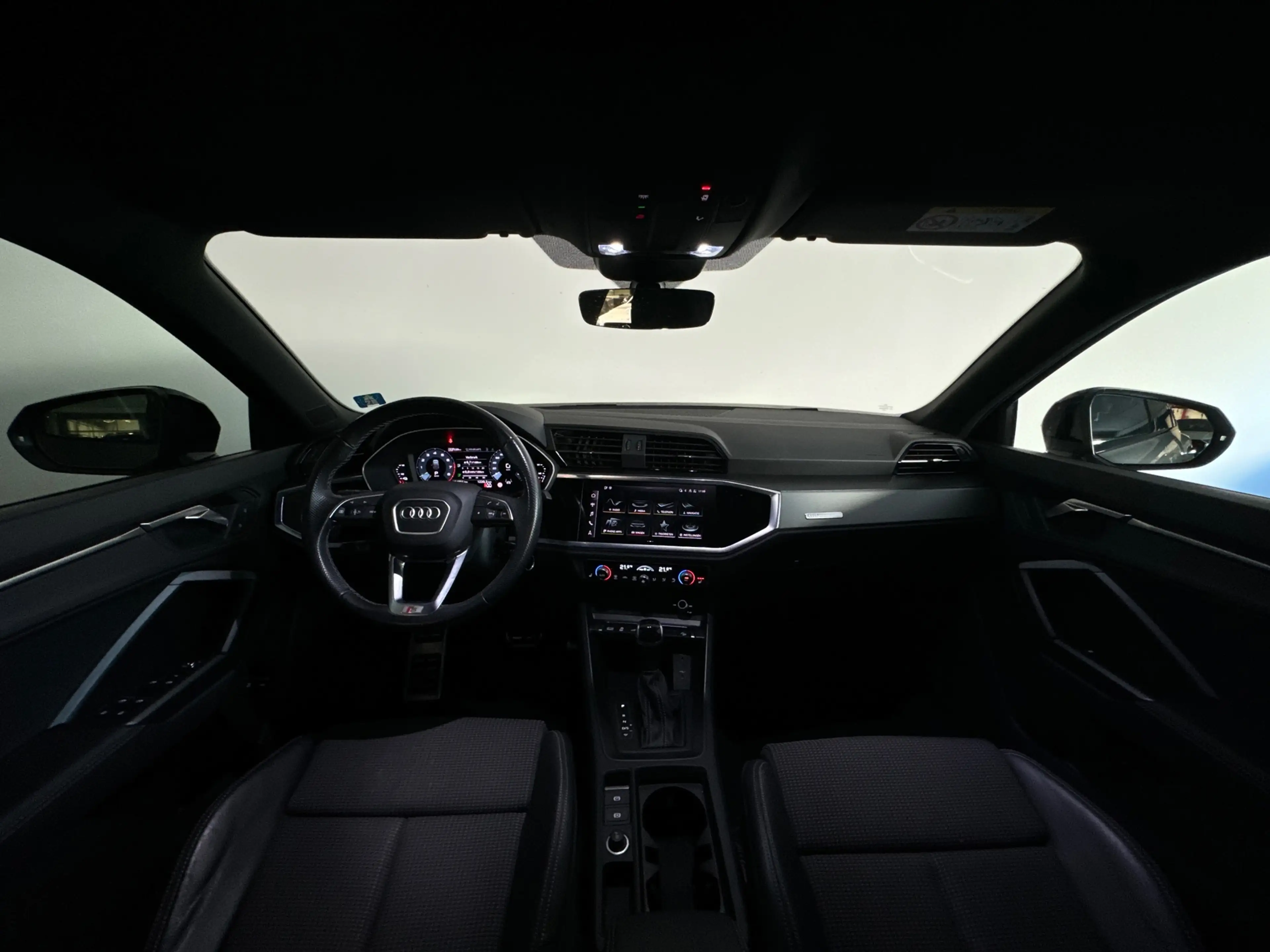 Audi Q3 Sportback 45 TFSI e S Edition RS Look|ACC|Lane|Cam — photo 32