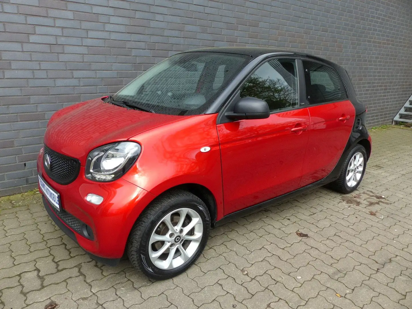 smart forFour Passion Automatik/Klima/Bluetooth/Tempom Rot - 1