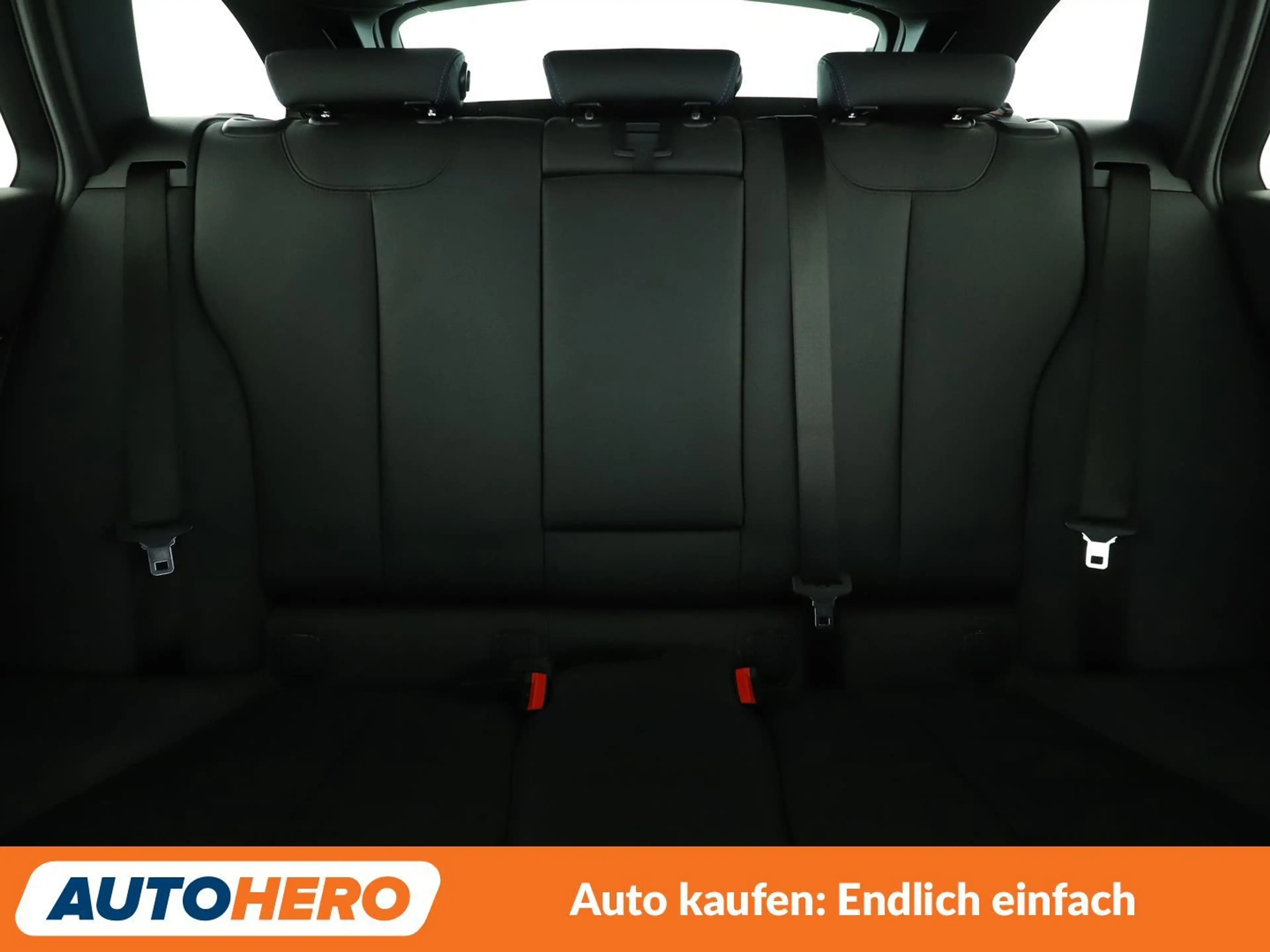 BMW 318 318d M Sport Shadow *NAVI*CAM*LED*TEMPO*SHZ* — photo 15