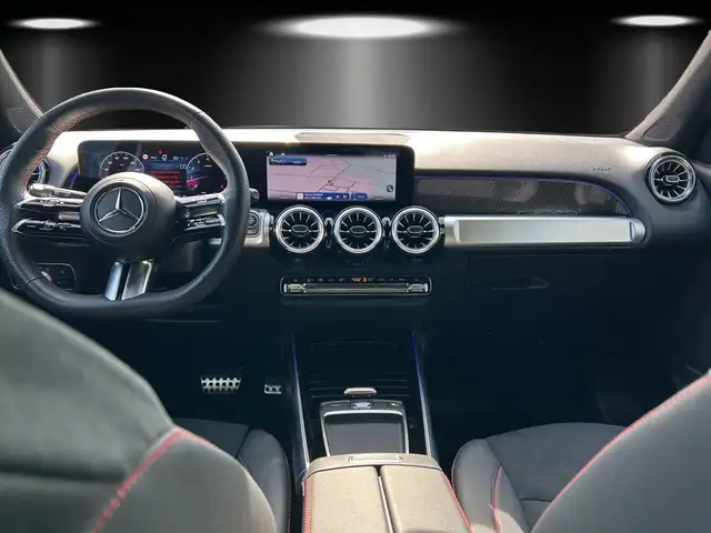 Mercedes-Benz 250 view 9