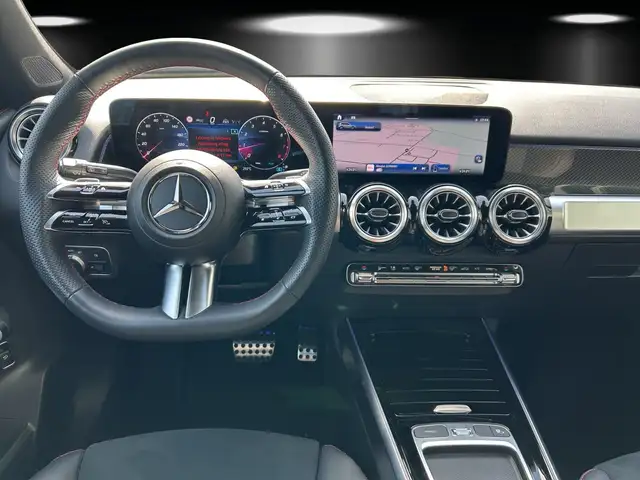 Mercedes-Benz 250 view 8