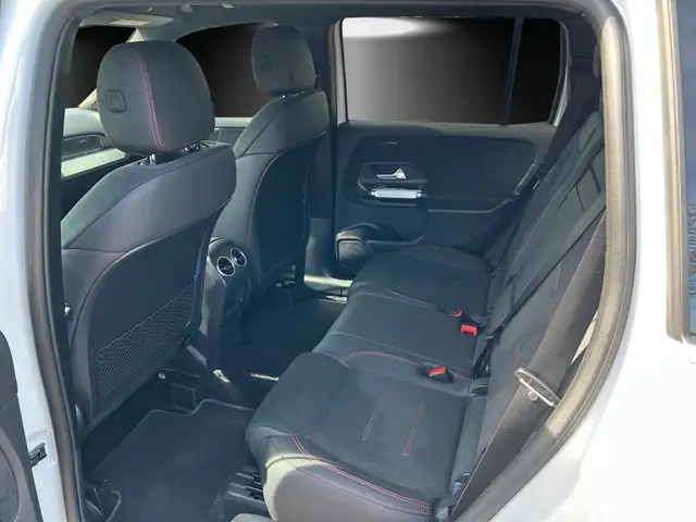 Mercedes-Benz 250 view 12