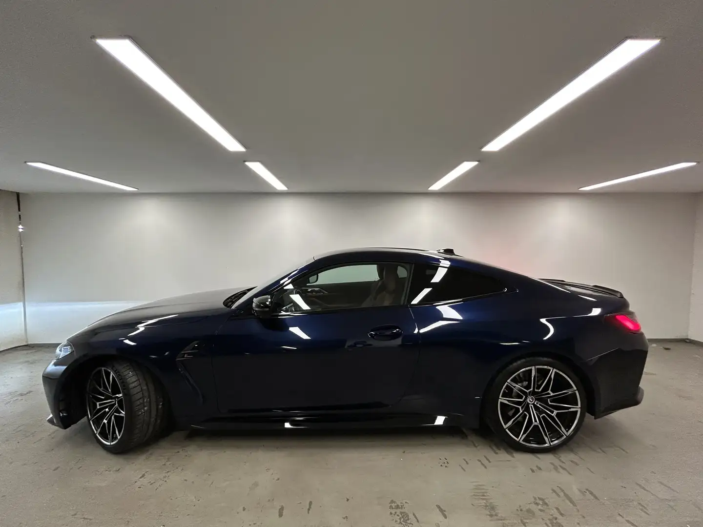 BMW M4 Competition M xDrive Coupé M Driver´s Package Lase Blau - 2