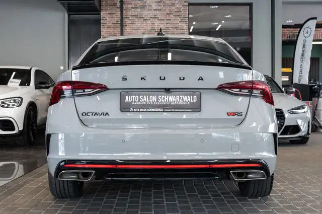 Skoda Octavia view 9