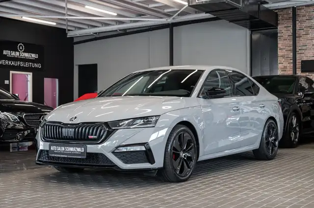 Skoda Octavia view 2