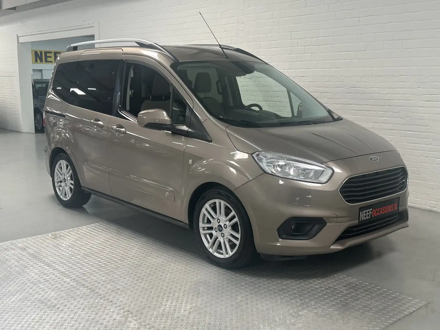 Ford Tourneo Connect Compact 1.0 Titanium Clima / Cruise / LMV / Blueto Bruin - 2