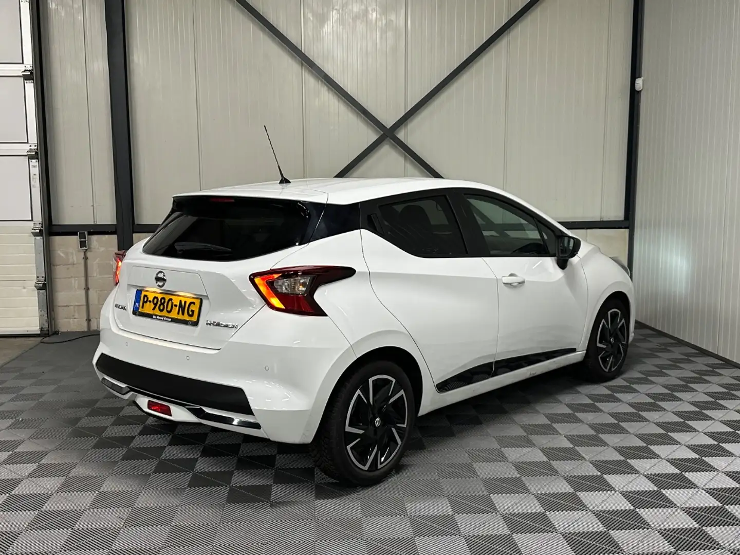 Nissan Micra 1.0 IG-T | N-Design 5-Drs | Airco | Cruise | Navi Wit - 2