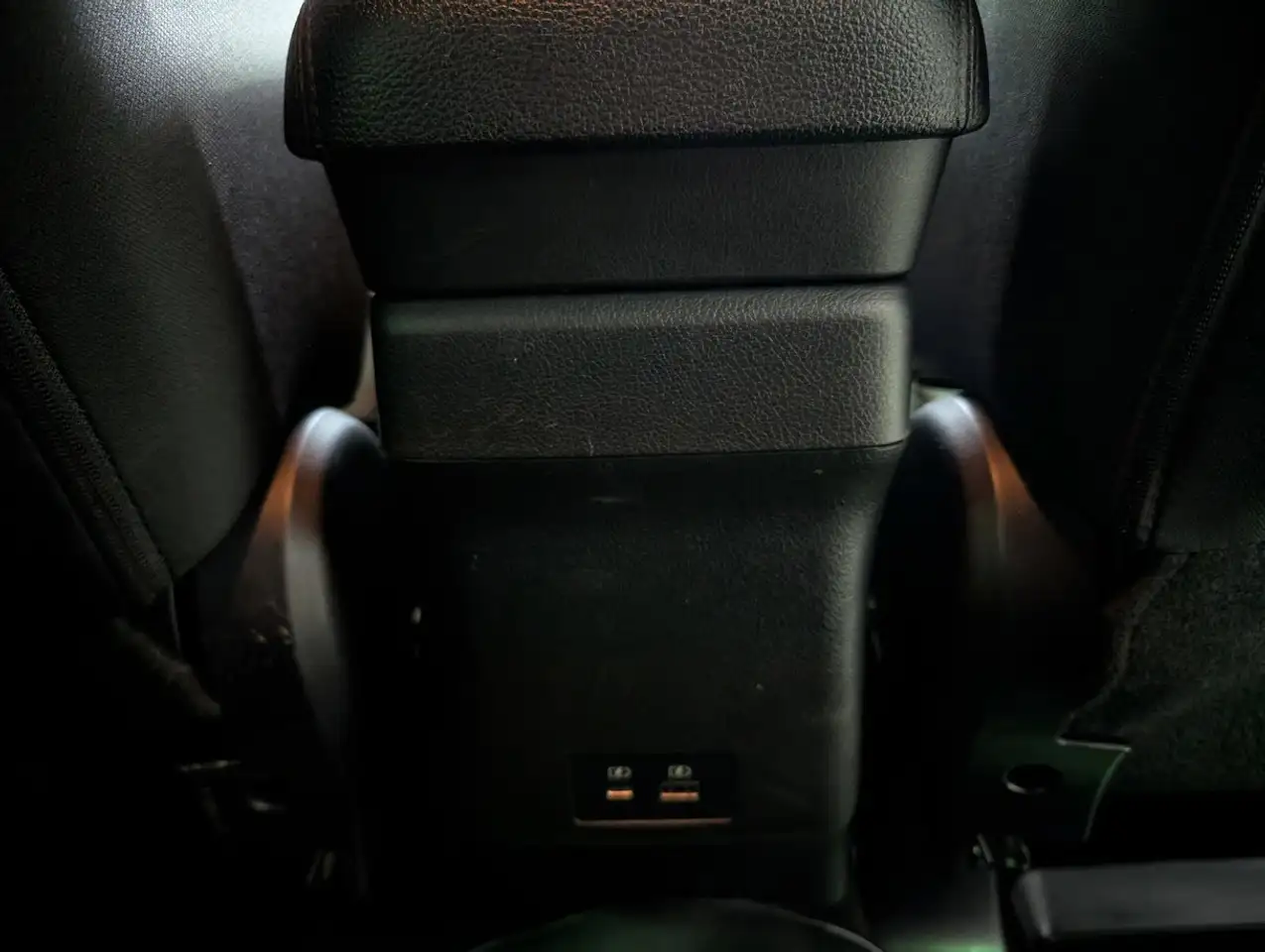 Mitsubishi RVR снимка Mitsubishi RVR