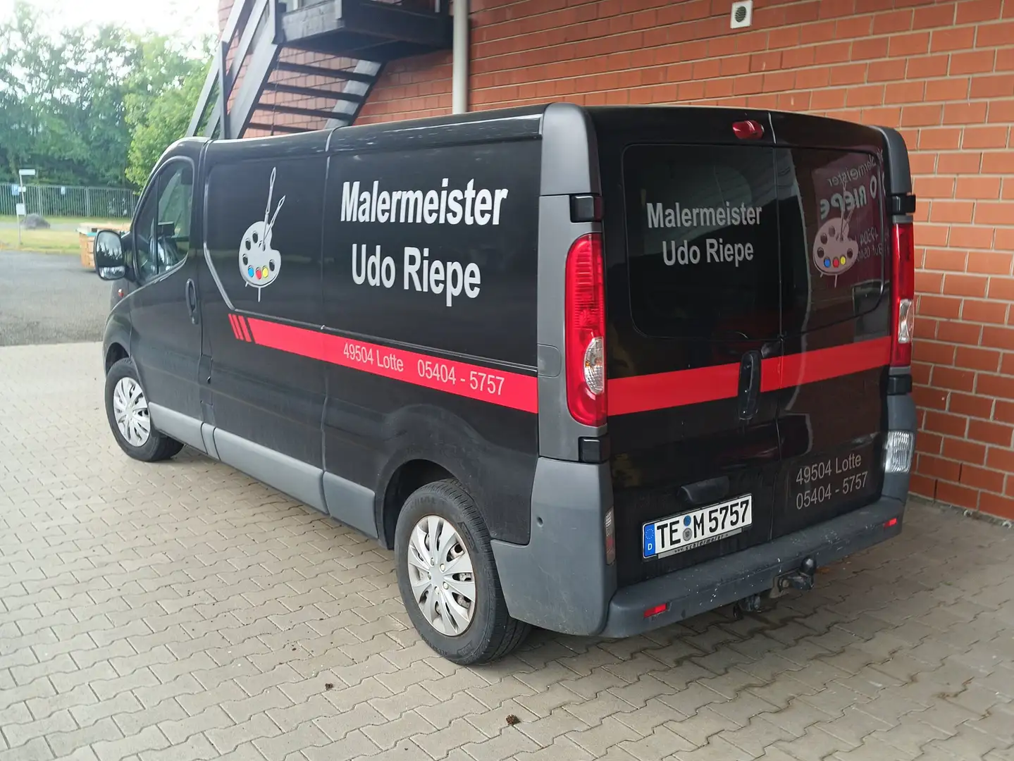 Opel Vivaro Vivaro 2.0 CDTI L2H1 DPF Schwarz - 2
