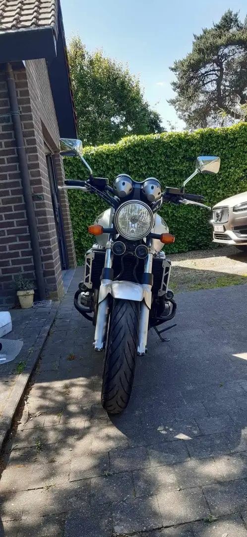 Honda CB 1300 Stříbrná - 2
