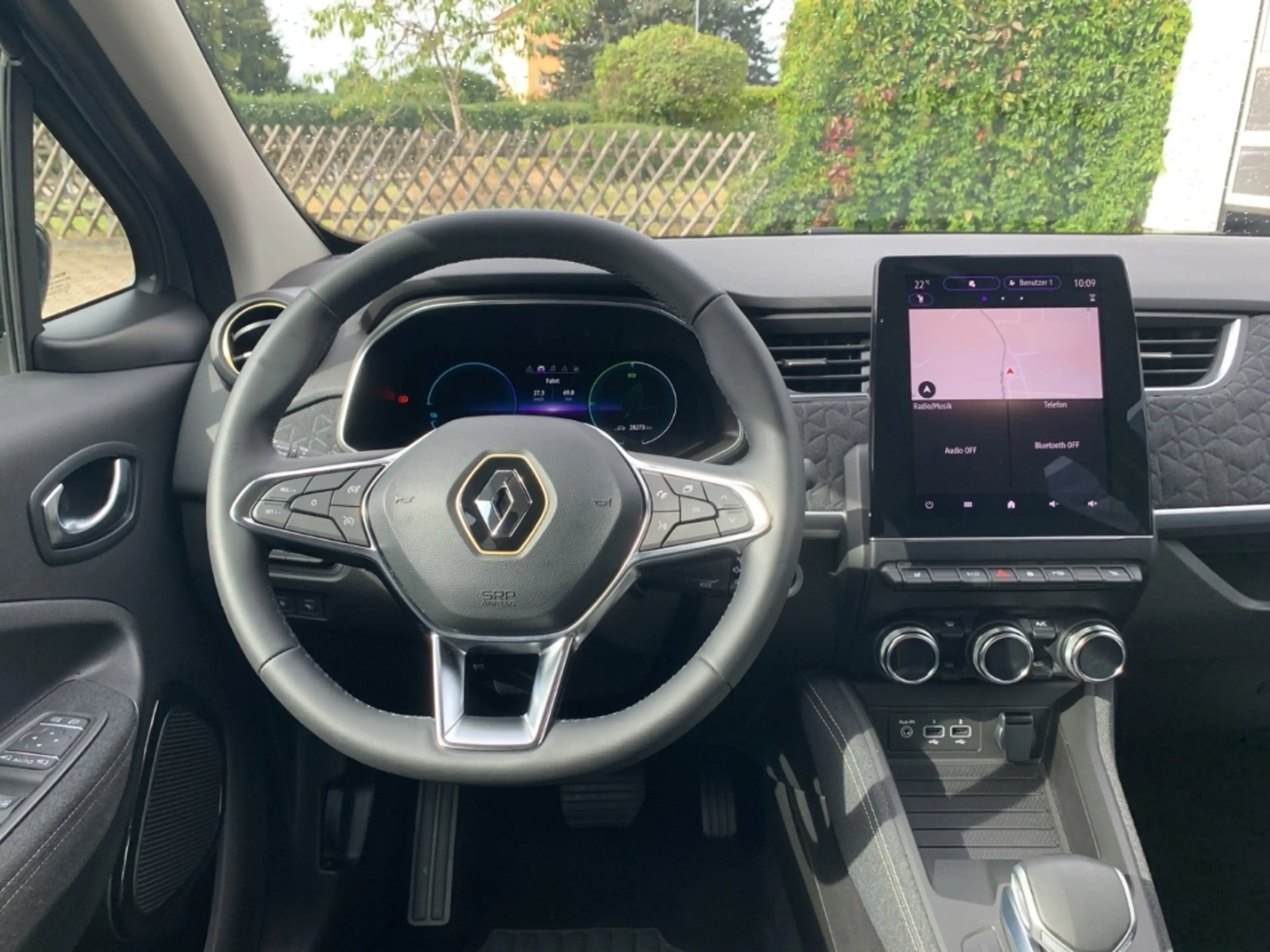 Renault ZOE ICONIC EV50 E-TECH 100 ELEKTRISCH Pack Iconic CCS — photo 15