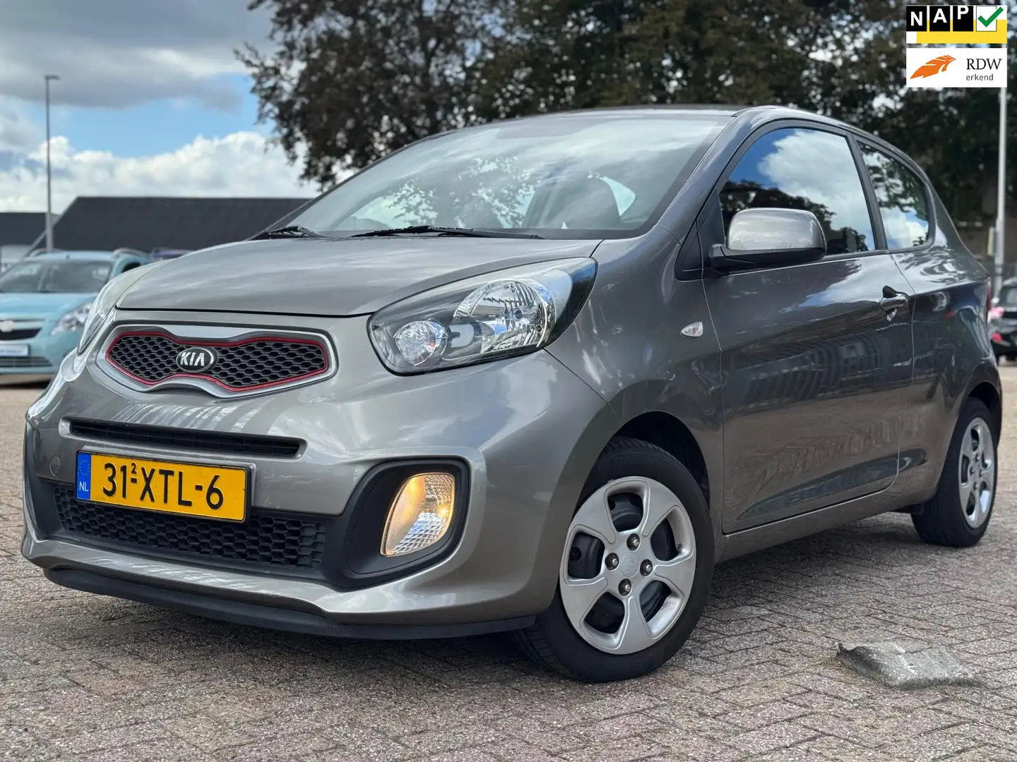 Kia Picanto 1.0 CVVT Comfort Pack AIRCO NAP 135DKM NW.APK Gris - 1
