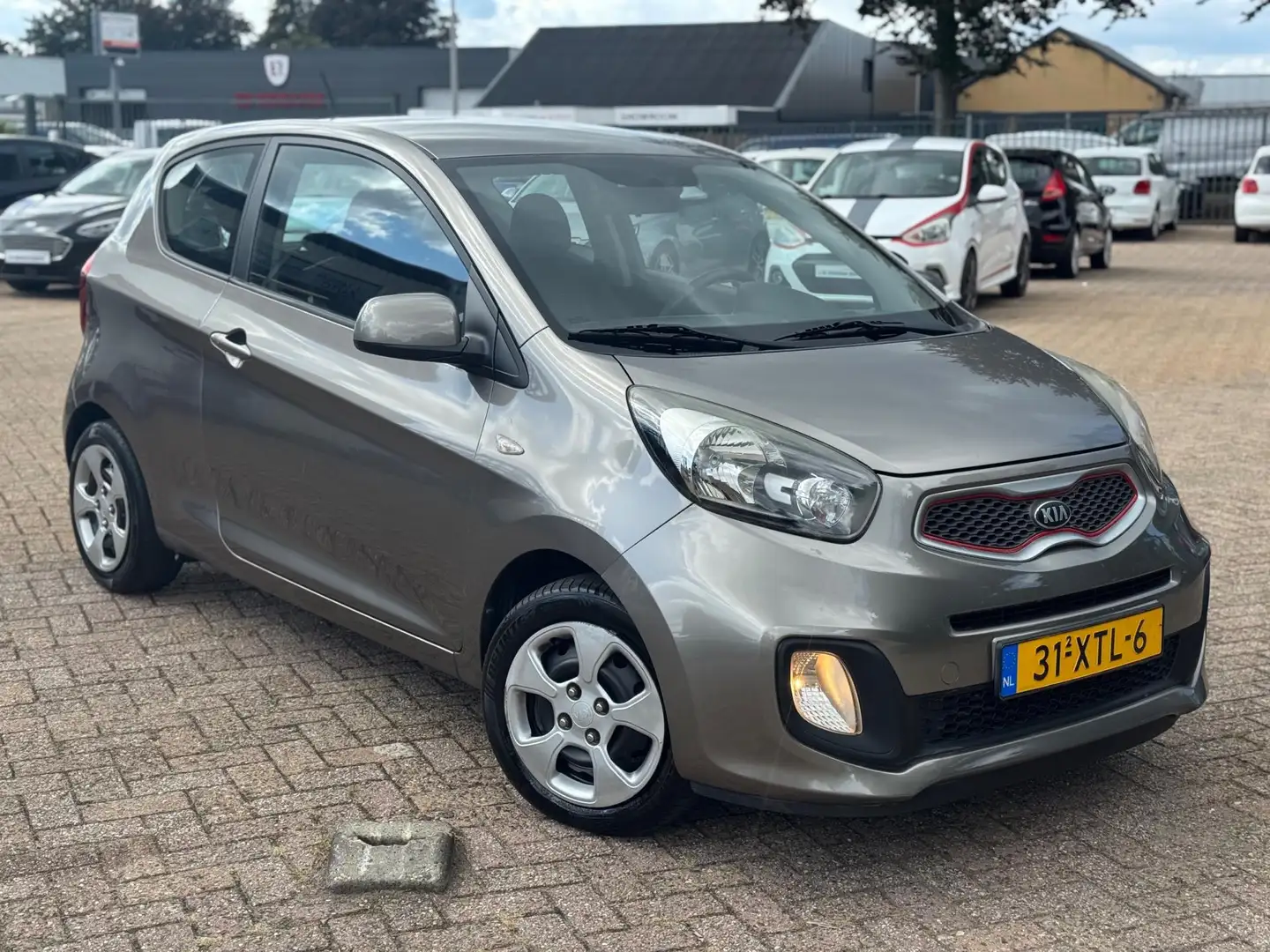 Kia Picanto 1.0 CVVT Comfort Pack AIRCO NAP 135DKM NW.APK Gris - 2