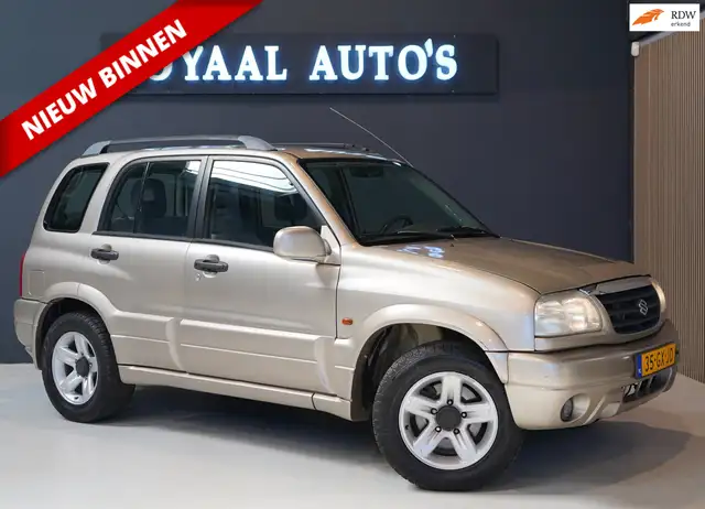 Suzuki Grand Vitara 2.0 | AIRCO | ELEK.RAMEN | APK |4X4|TREKHAAK .