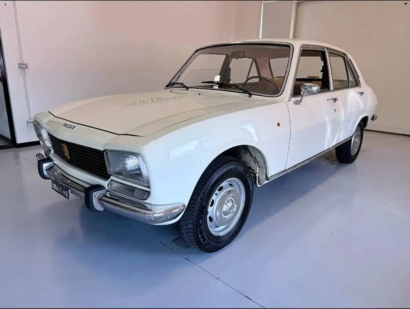 Peugeot 504 Peugeot 504 Weiß - 1