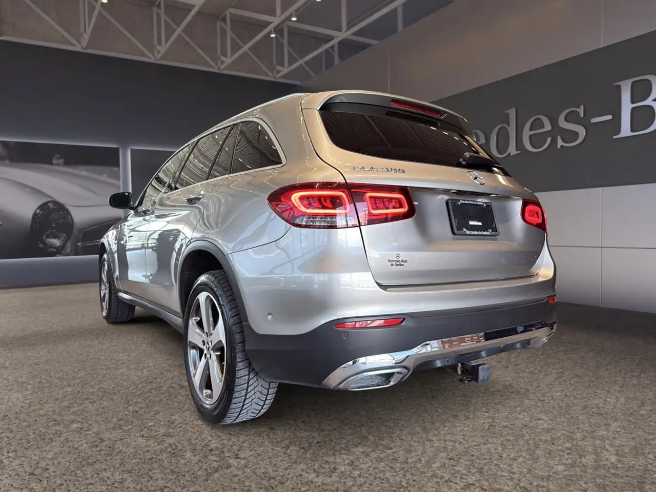 Mercedes-Benz GLC снимка Mercedes-Benz GLC