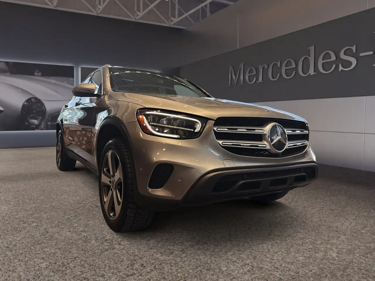 Mercedes-Benz GLC снимка Mercedes-Benz GLC