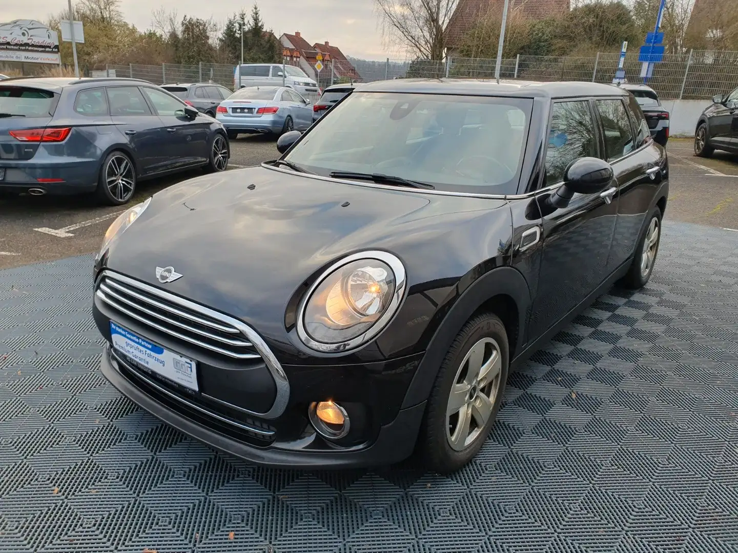 MINI One Clubman One D Alufelgen Euro 6 / 2 Hand Černá - 1