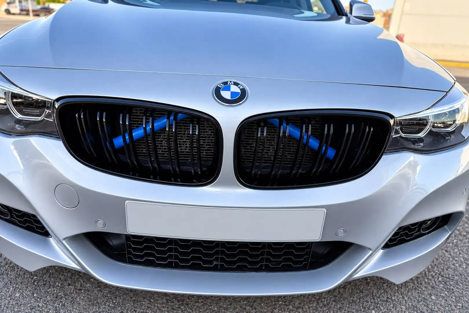 BMW 320 320dA Gran Turismo Plateado - 2
