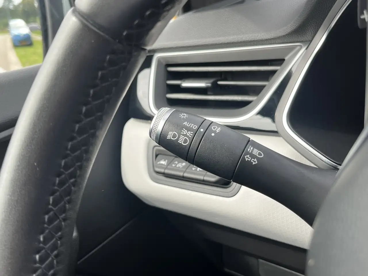Renault Captur 1.3 TCe 130 Edition One EDC / Dealer onderhouden /, миниатюра 28