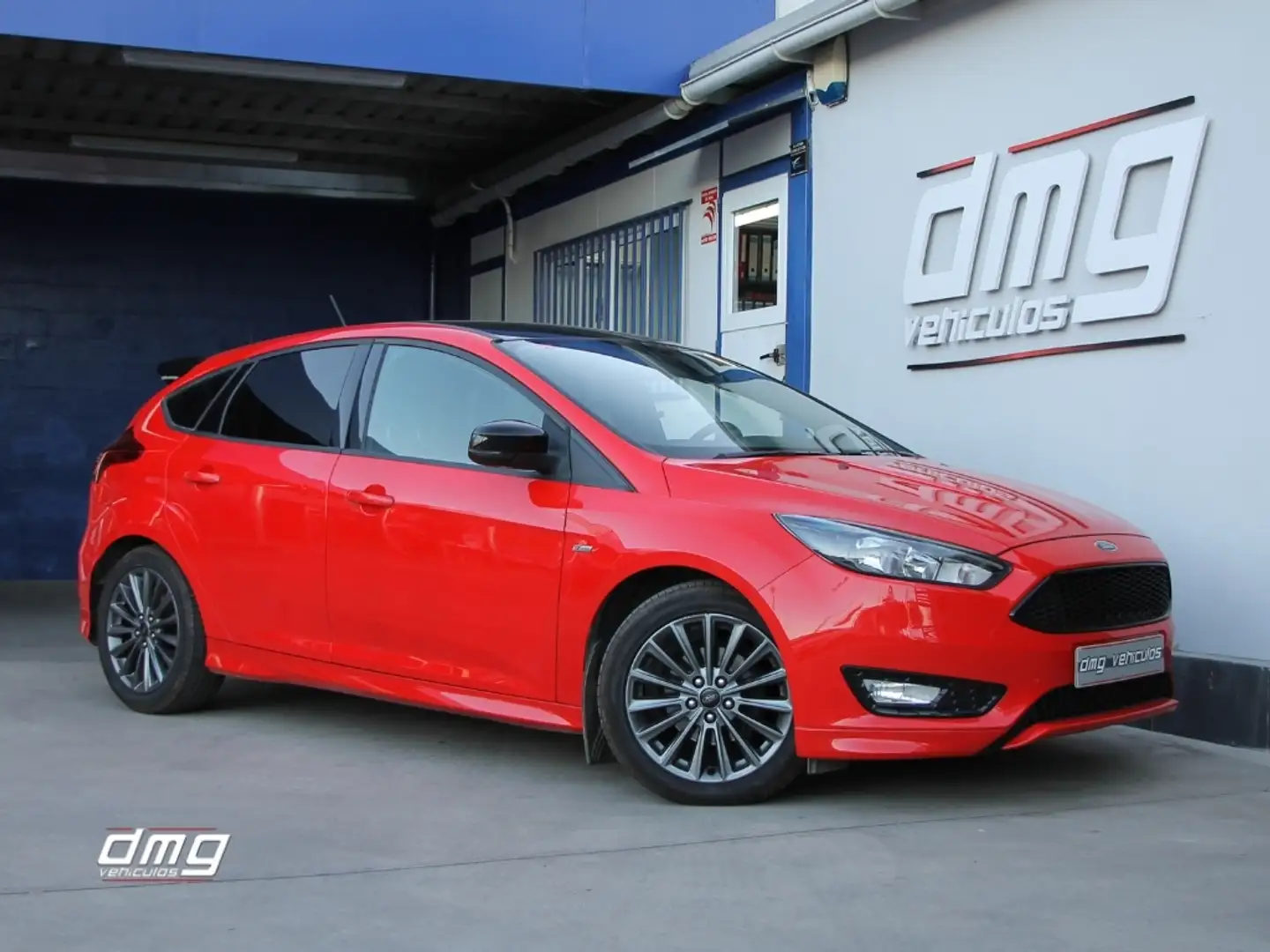 Ford Focus 1.0 Ecoboost Auto-S&S ST-Line 125 Rot - 1