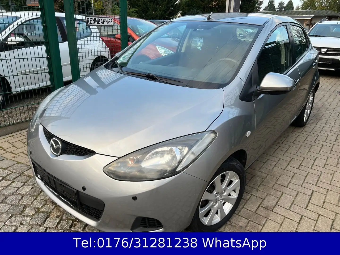 Mazda 2 Lim. 1.3 Independence !! Tüv-Neu !! 4.Türer Gris - 2