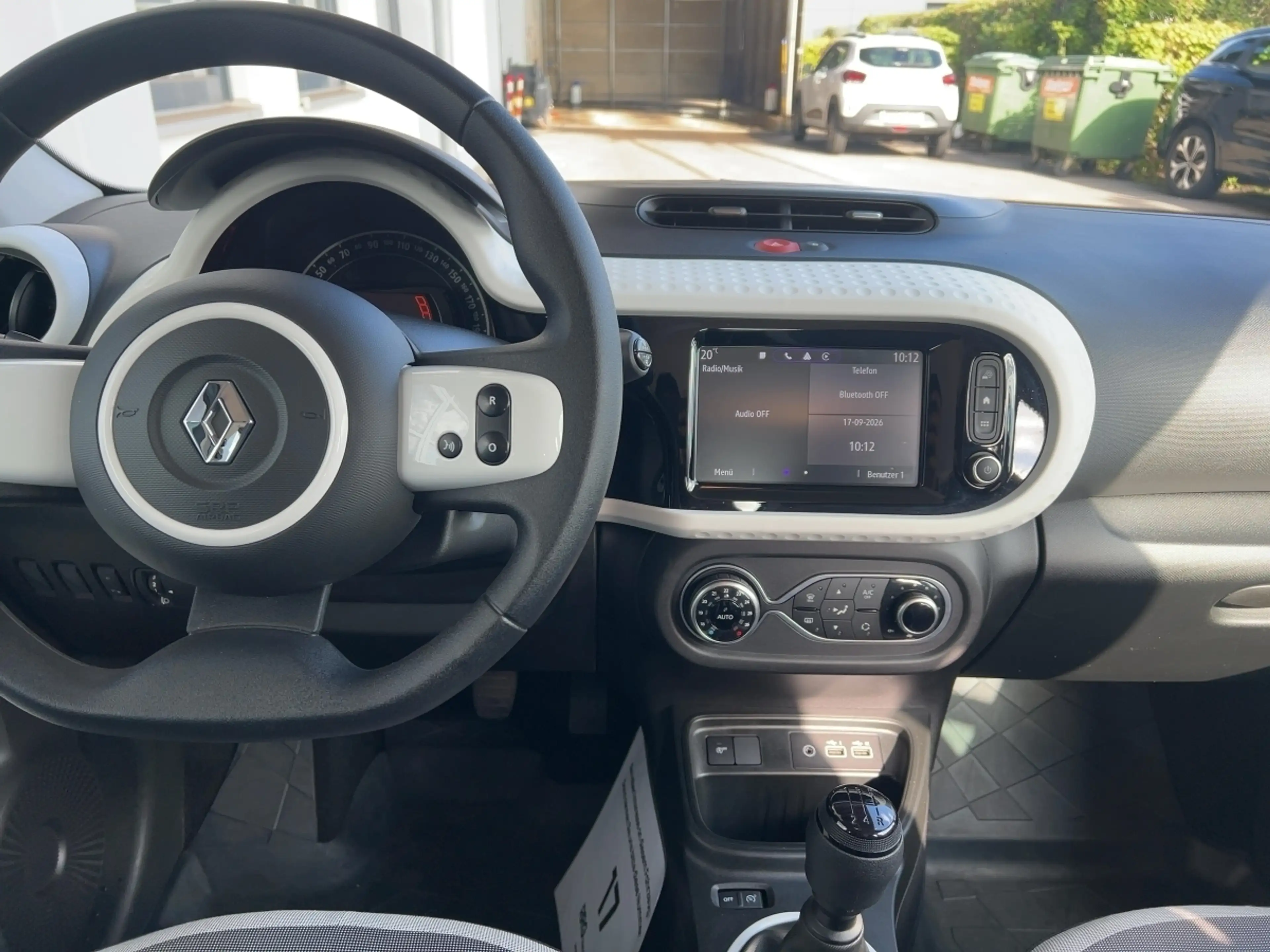 Renault Twingo EQUILIBRE SCe 65 Apple CarPlay — photo 12