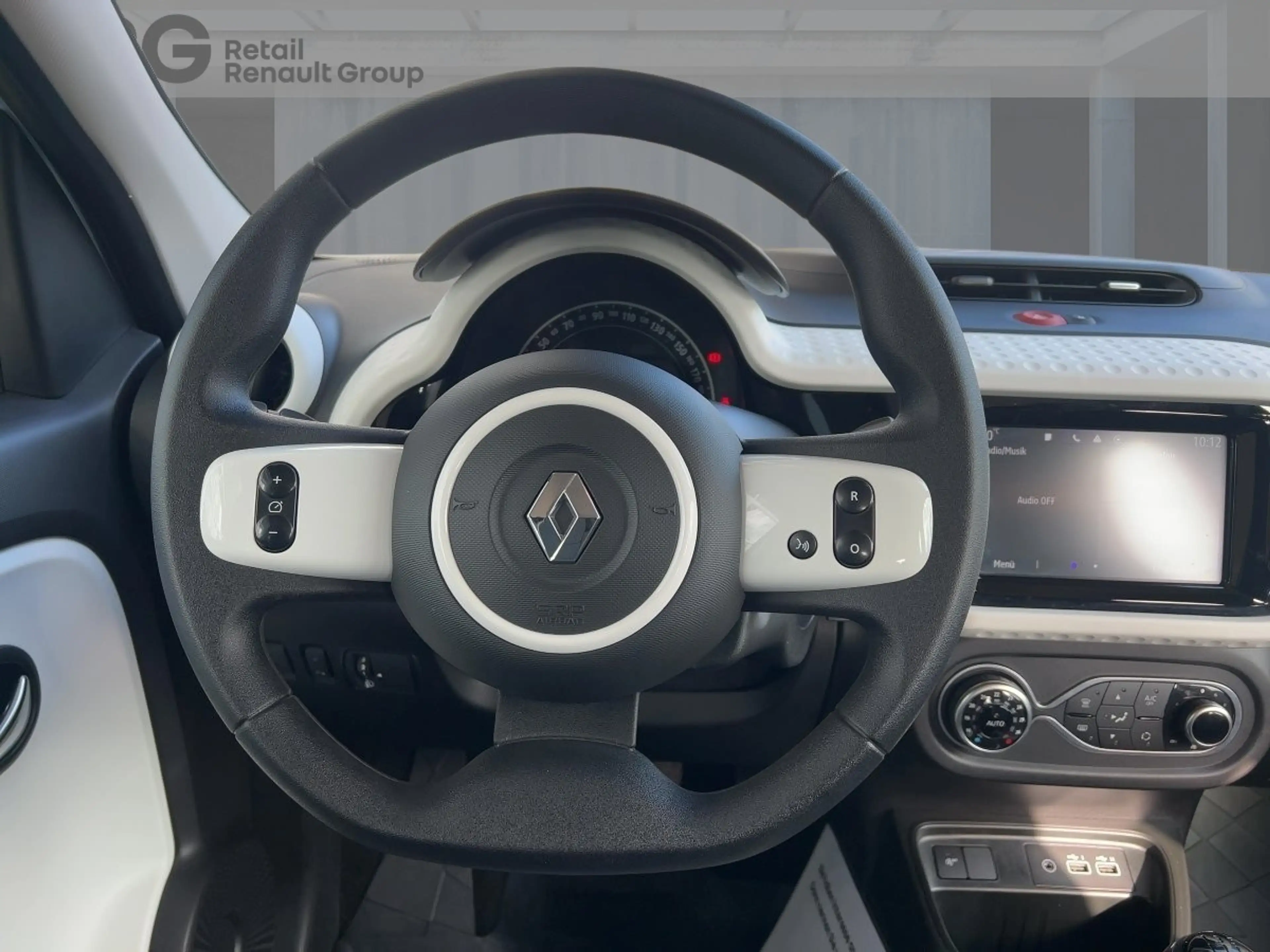 Renault Twingo EQUILIBRE SCe 65 Apple CarPlay — photo 11