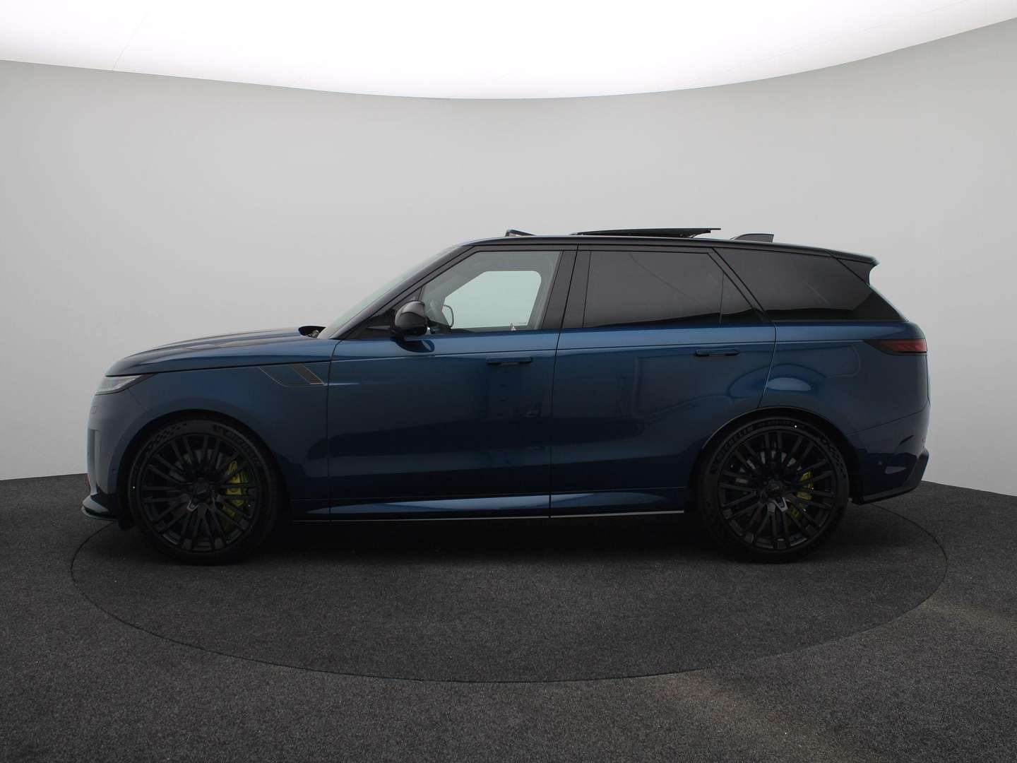 Land Rover Range Rover Sport Carbon 4.4 P635 SV -  - Joinsteer - #2