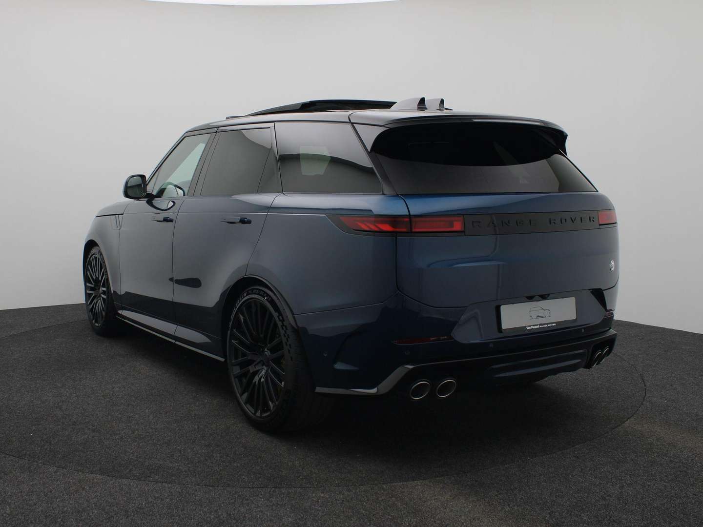 Land Rover Range Rover Sport Carbon 4.4 P635 SV -  - Joinsteer - #1