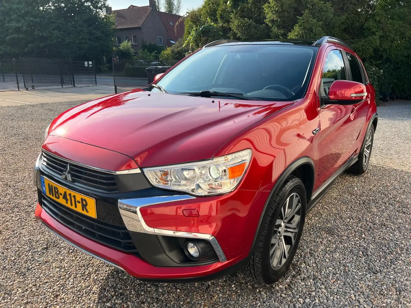 Mitsubishi ASX 1.6 Cleartec Intense+ PANORAMADAK.TRKHAAK.NAP! Rood - 2