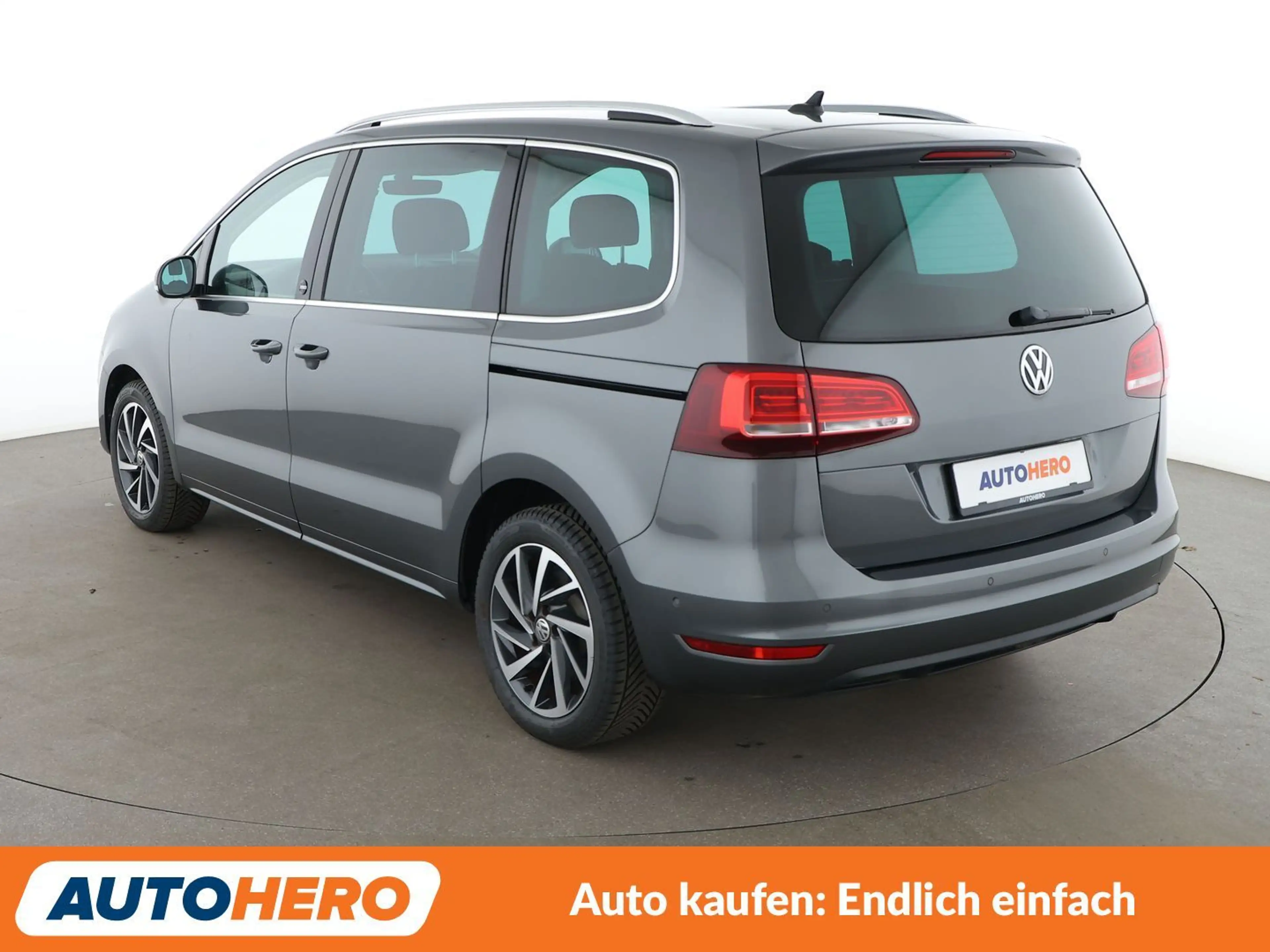 Volkswagen Sharan 1.4 TSI Sound BlueMotion Tech *ACC*PDC*SHZ*ALU* — photo 4
