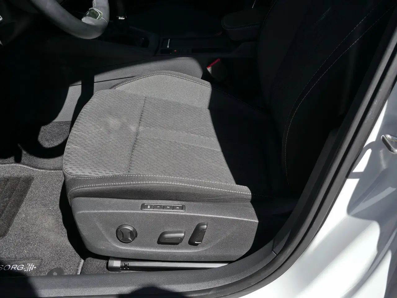 Skoda Octavia Combi 2.0TDI Style LED*NAV*Virtual*HuD, миниатюра 22