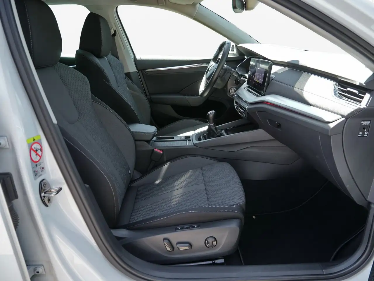 Skoda Octavia Combi 2.0TDI Style LED*NAV*Virtual*HuD, миниатюра 4