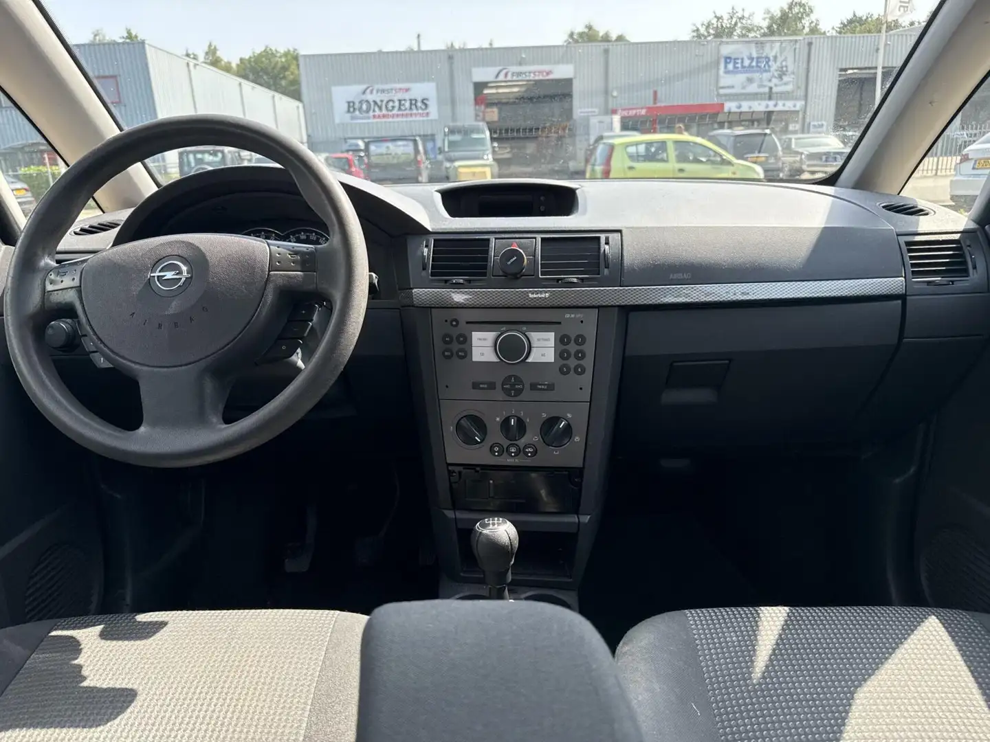 Opel Meriva 1.4-16V Temptation, airco, cruisecontrol, trekhaak Grau - 2