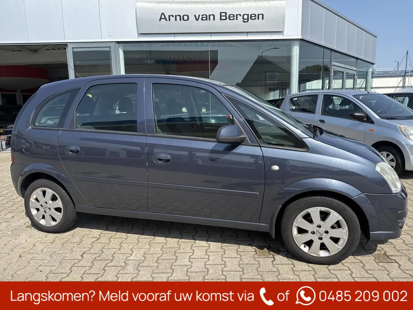 Opel Meriva 1.4-16V Temptation, airco, cruisecontrol, trekhaak Grau - 1