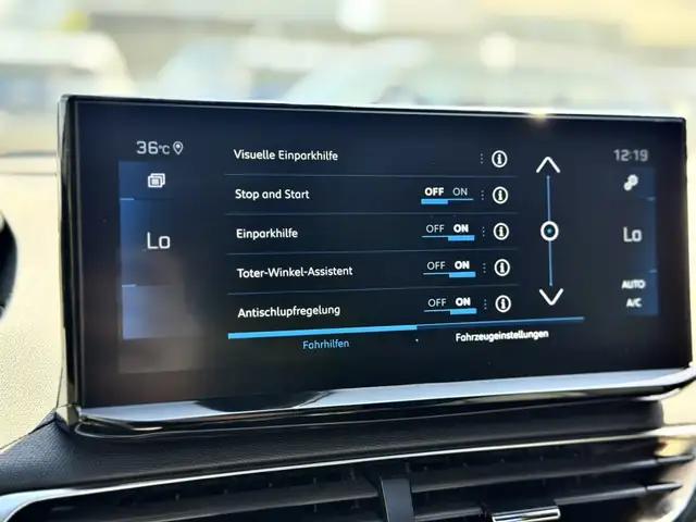 Peugeot 3008 view 18