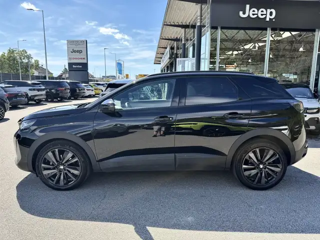 Peugeot 3008 view 4