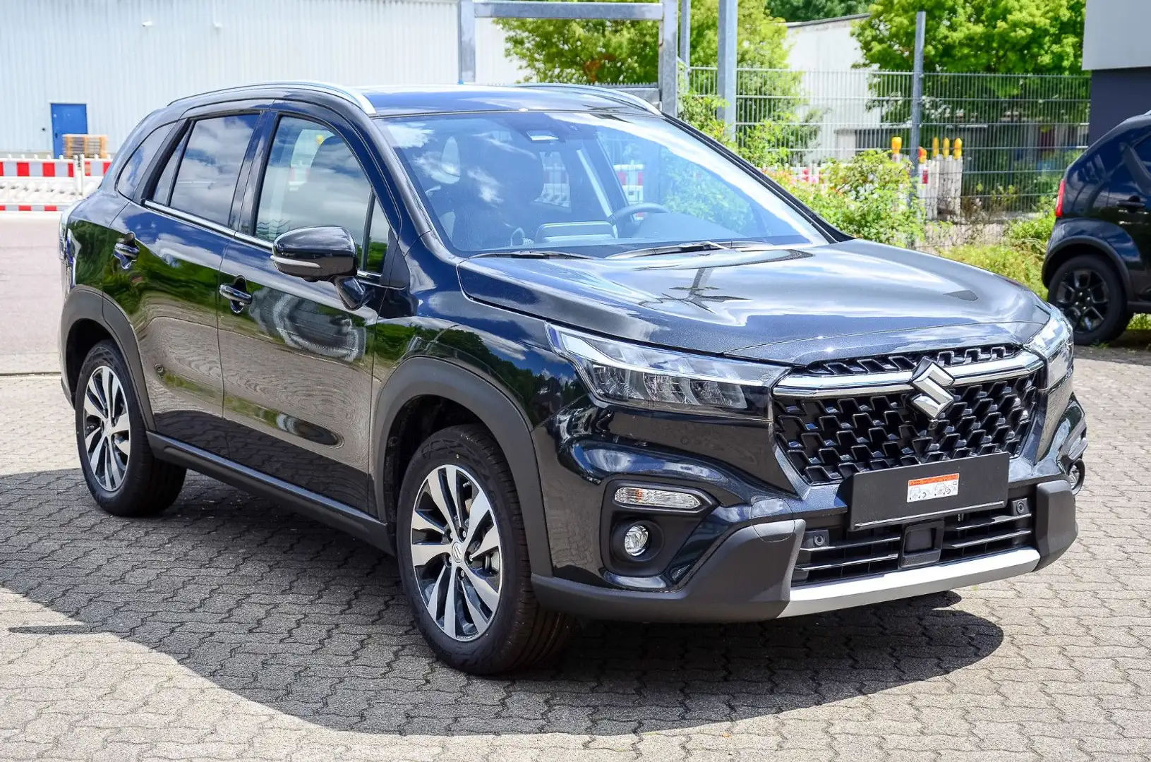 Suzuki S-Cross AT 1.5 DJ HYBRID  ALLGRIP Comfort+ TOP ! Negro - 1