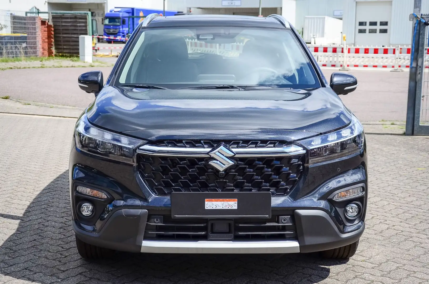 Suzuki S-Cross AT 1.5 DJ HYBRID  ALLGRIP Comfort+ TOP ! Negro - 2