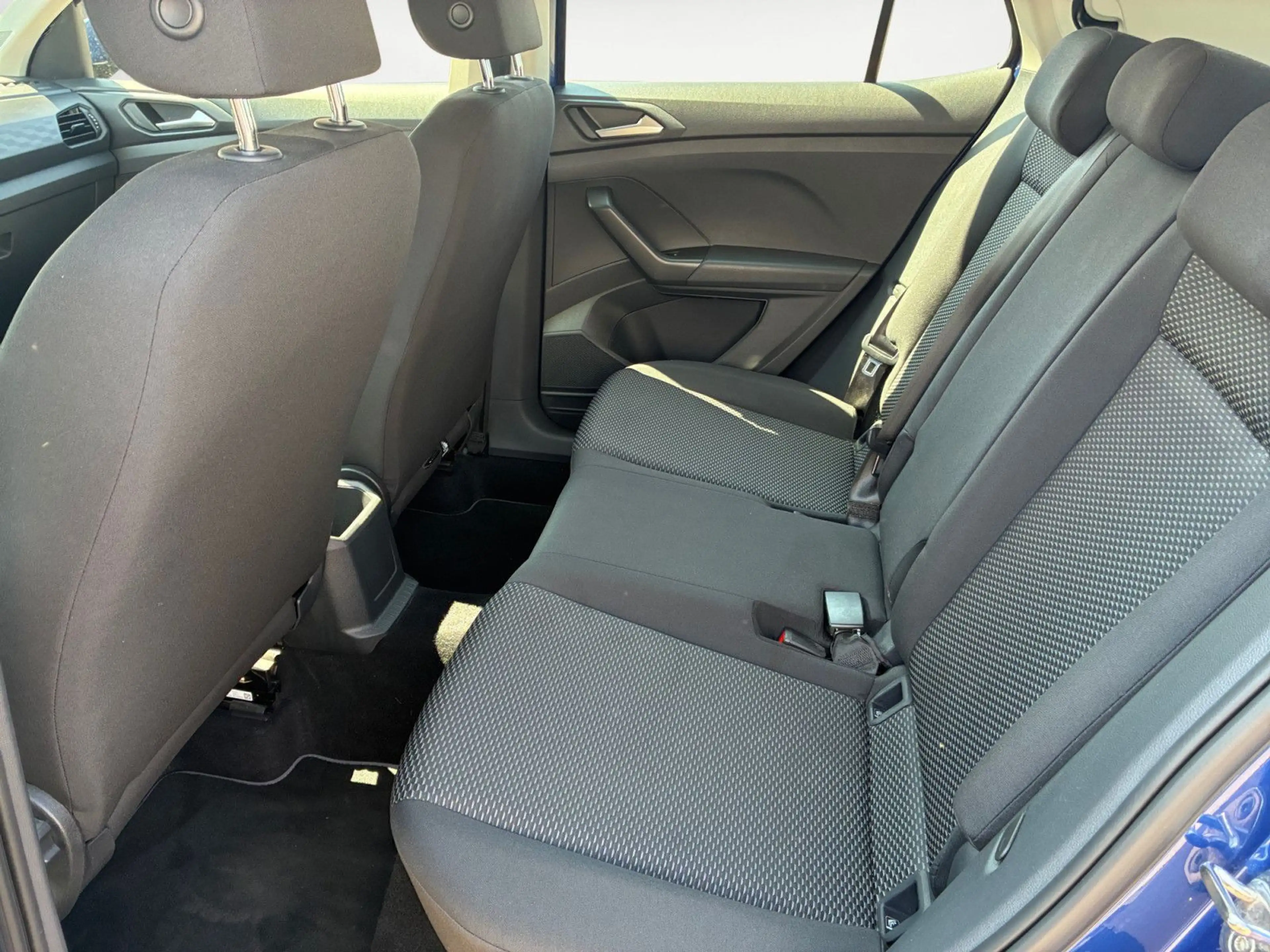 Volkswagen T-Cross 1.0 l TSI OPF PDC*KLIMA*LANGE ASSIST — photo 13