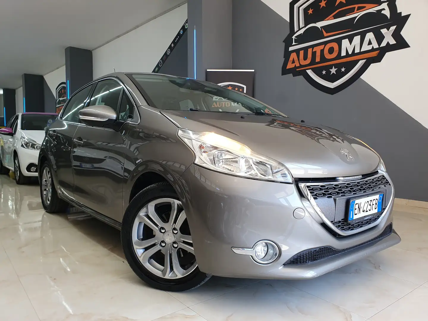 Peugeot 208 208 I 2012 5p 1.2 vti 12v Allure Beige - 1