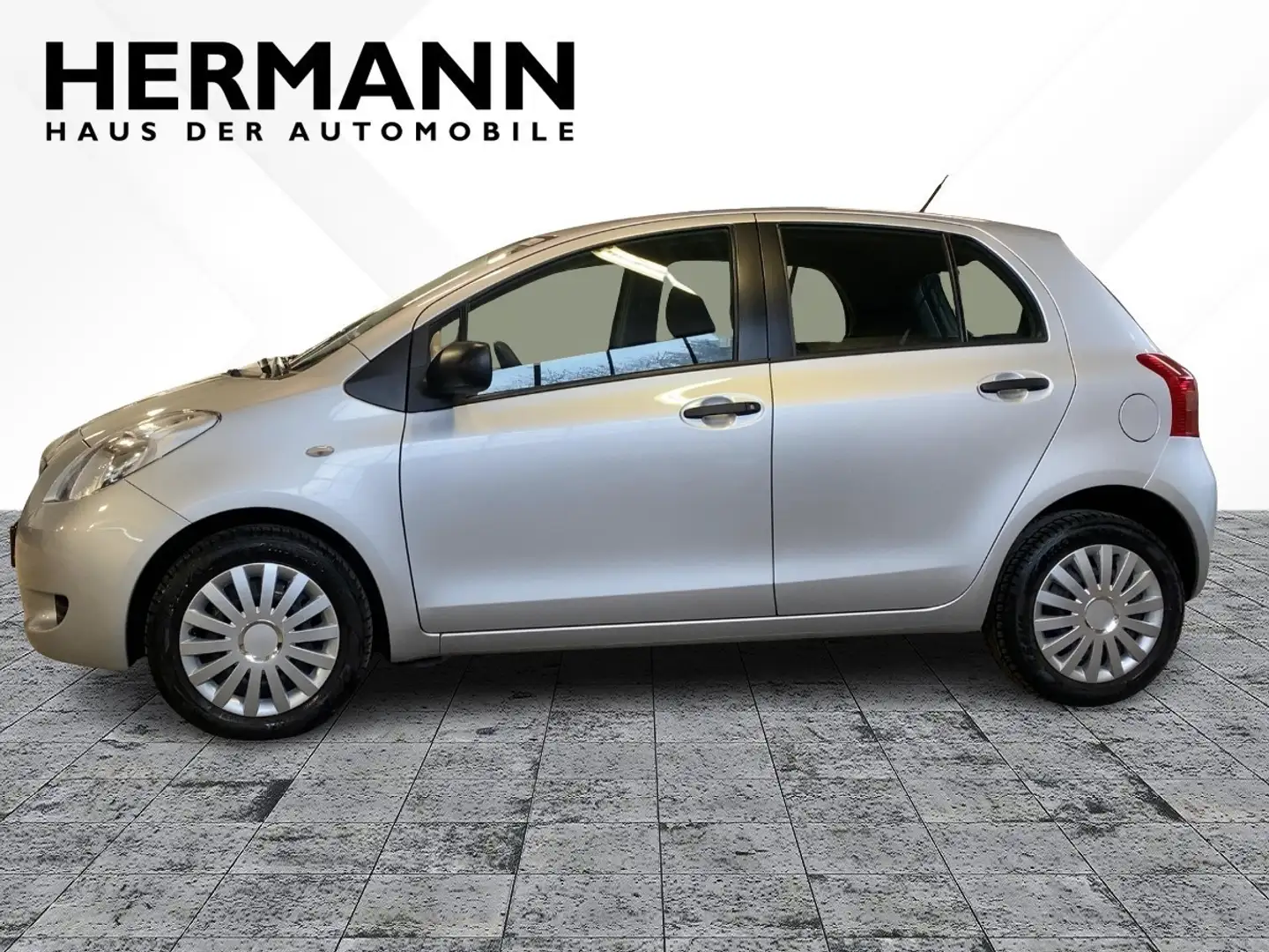 Toyota Yaris 1.3 Sol Argento - 2