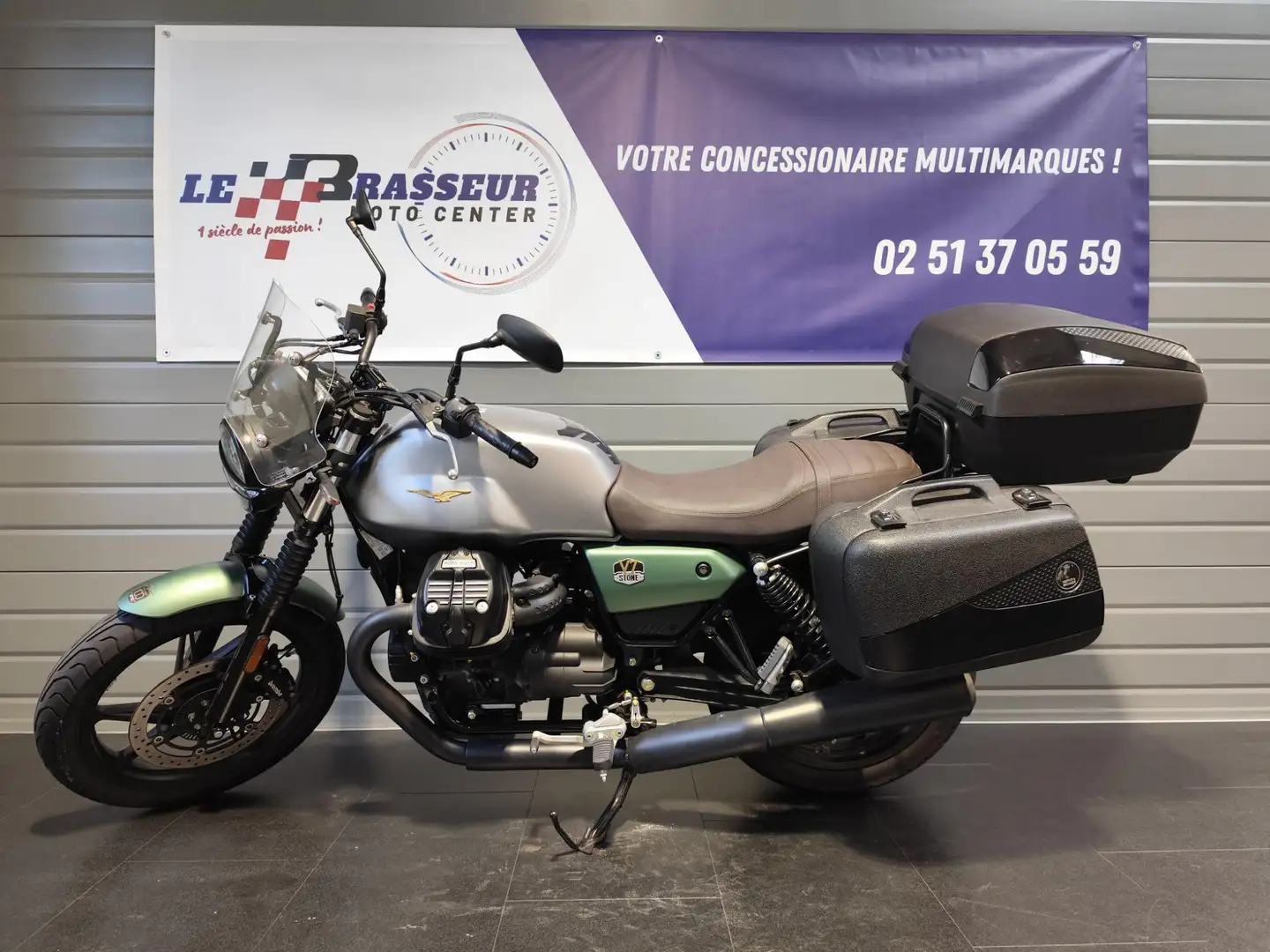 Moto Guzzi V 7 Gris - 2