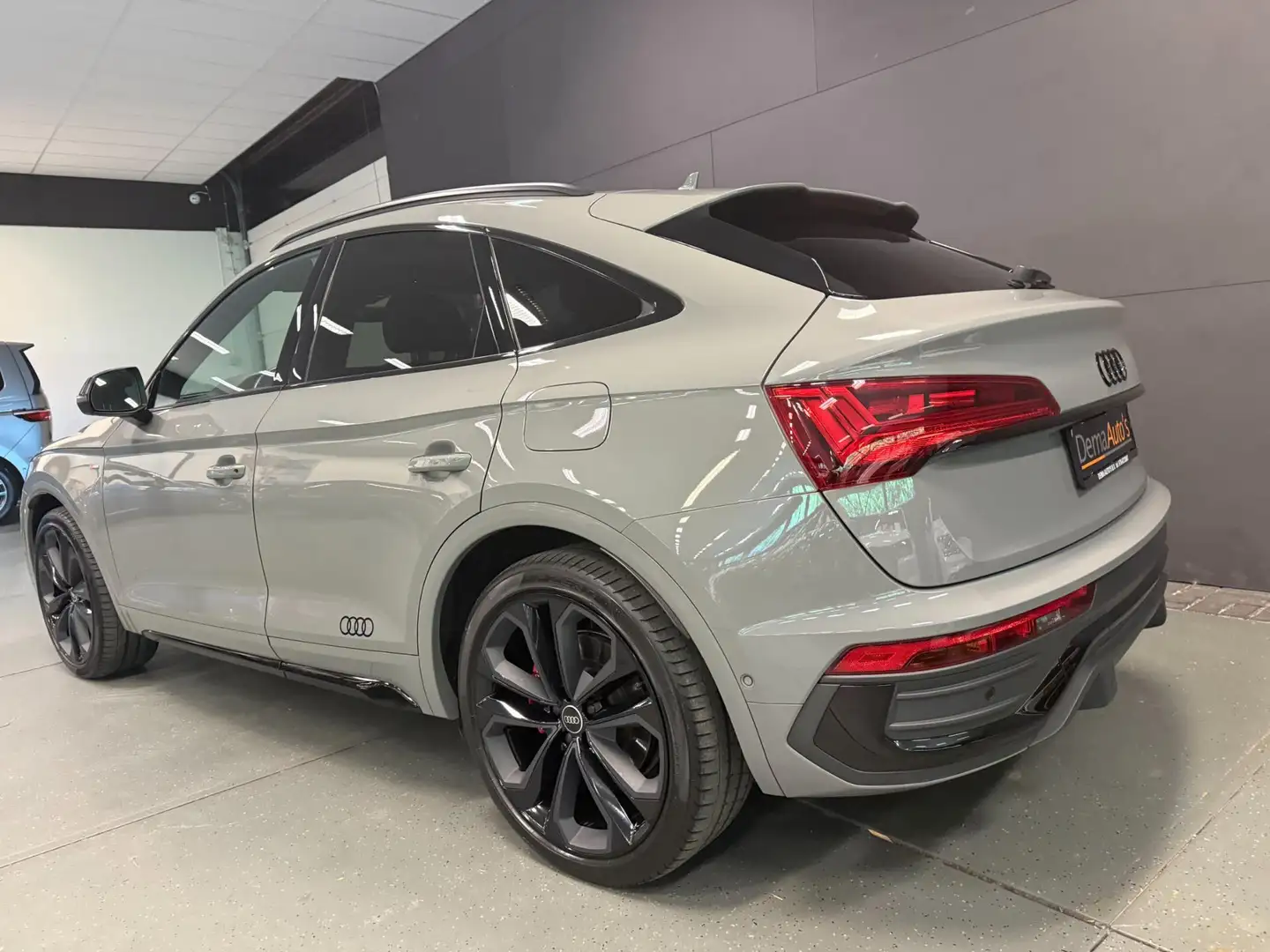 Audi Q5 Sportback 50 TFSI e COMPETITION BLACK-LINE PANO/LE Gris - 2