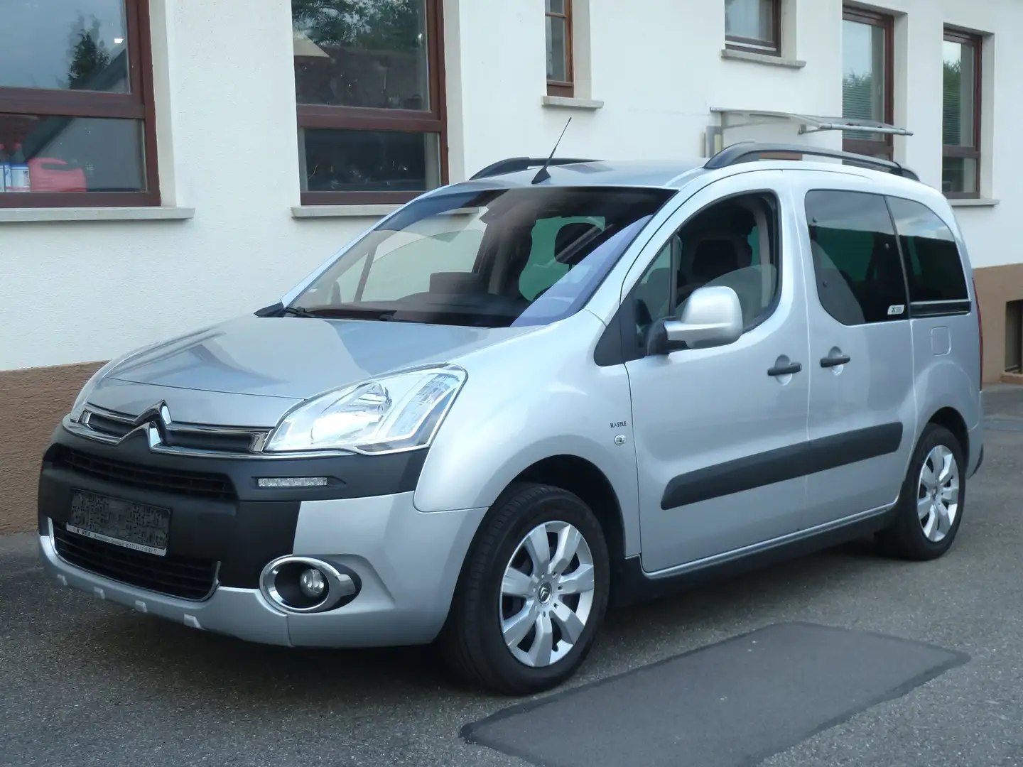 Citroen Berlingo XTR  hdi115 Silber - 1