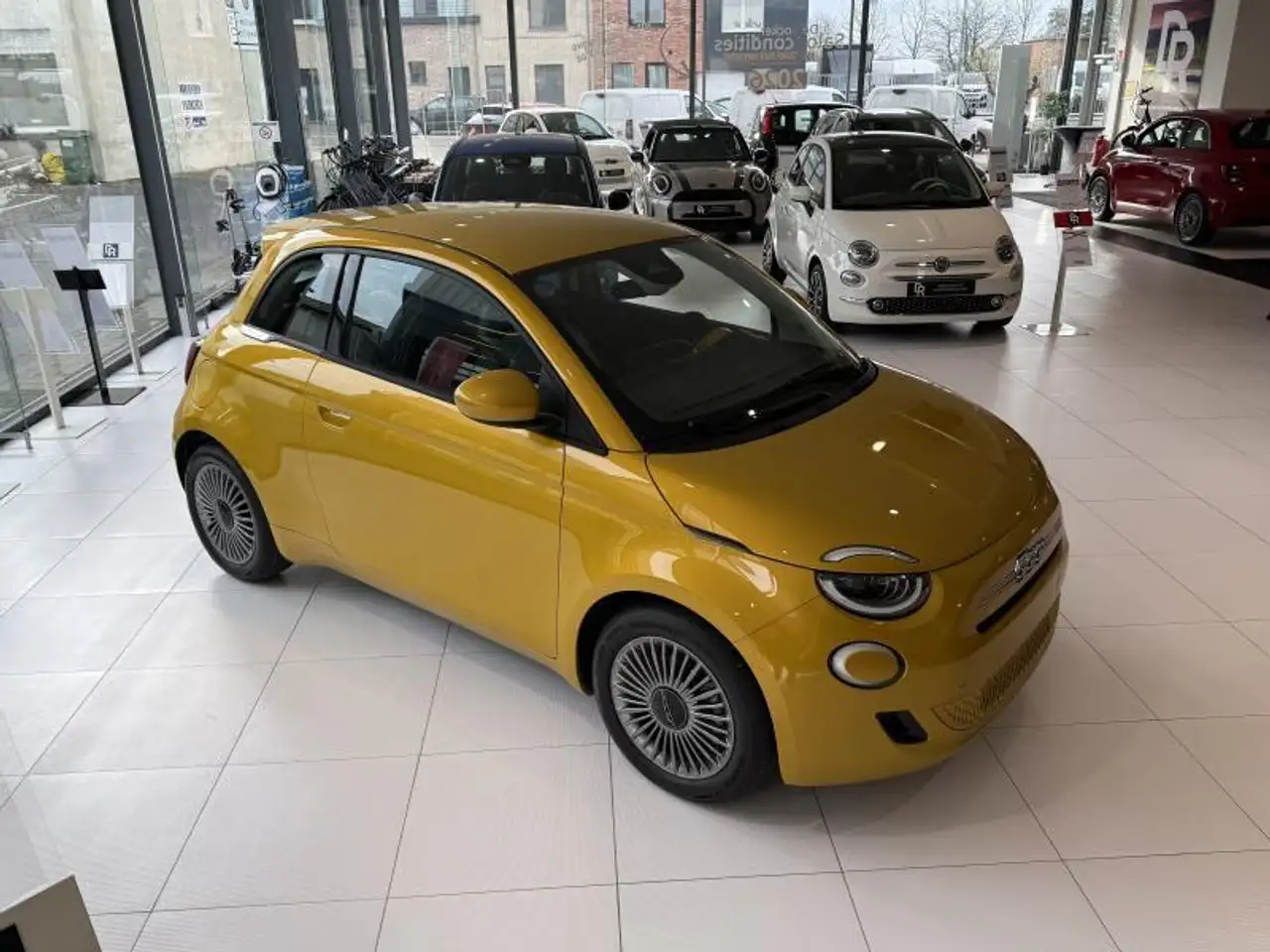 Fiat 500 283€/maand ZONDER VOORSCHOT Torino 9