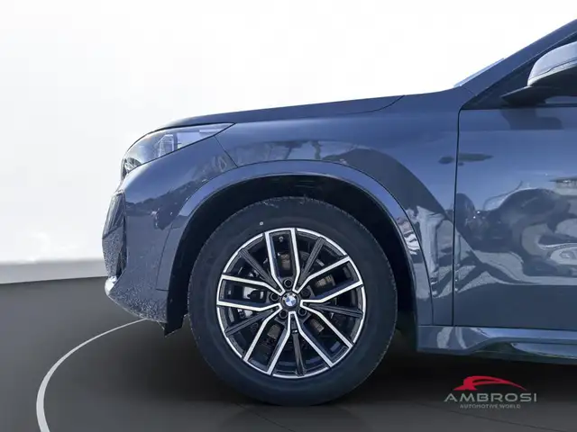 BMW X1 view 14